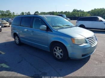  Salvage Chrysler Town & Country