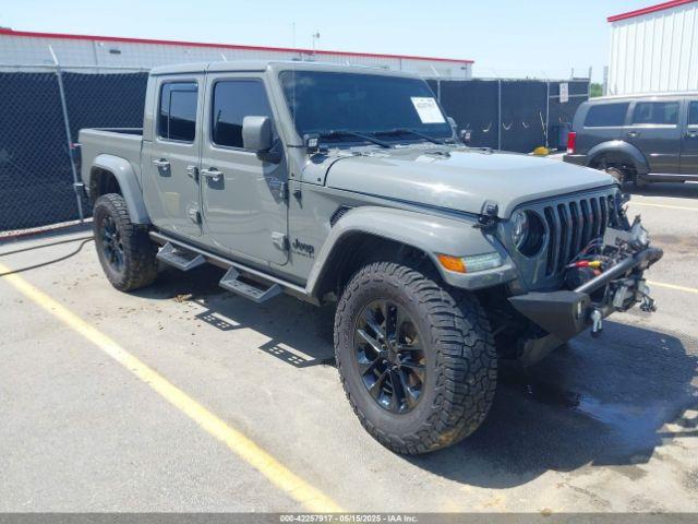 Salvage Jeep Gladiator