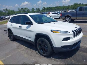  Salvage Jeep Cherokee