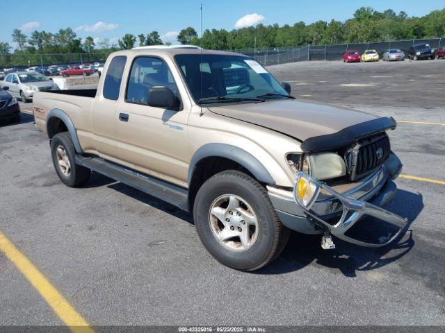  Salvage Toyota Tacoma