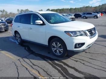  Salvage Nissan Pathfinder