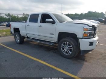  Salvage Chevrolet Silverado 2500
