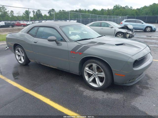  Salvage Dodge Challenger