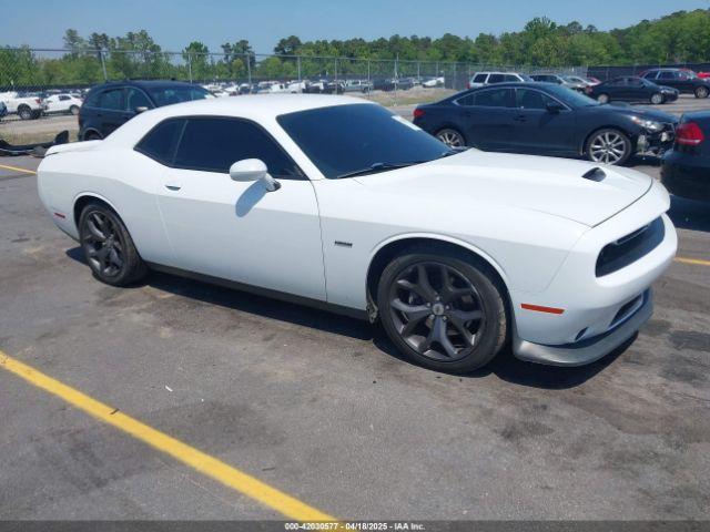  Salvage Dodge Challenger