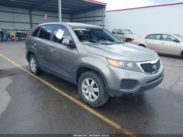  Salvage Kia Sorento