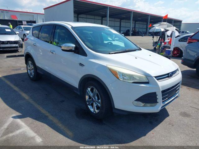  Salvage Ford Escape