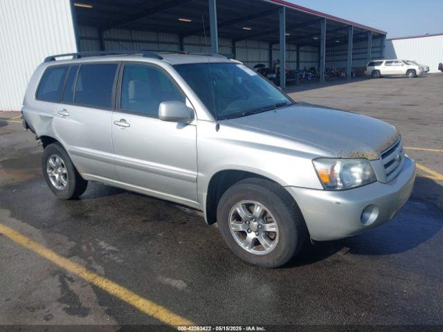  Salvage Toyota Highlander