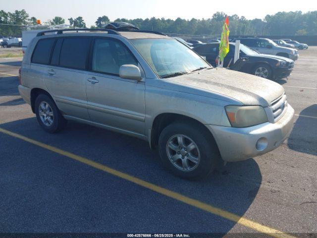  Salvage Toyota Highlander