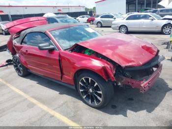  Salvage Ford Mustang