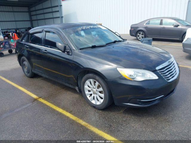  Salvage Chrysler 200