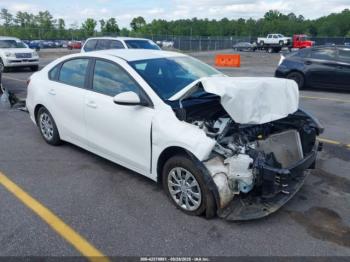  Salvage Kia Forte