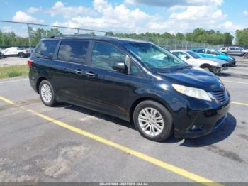  Salvage Toyota Sienna