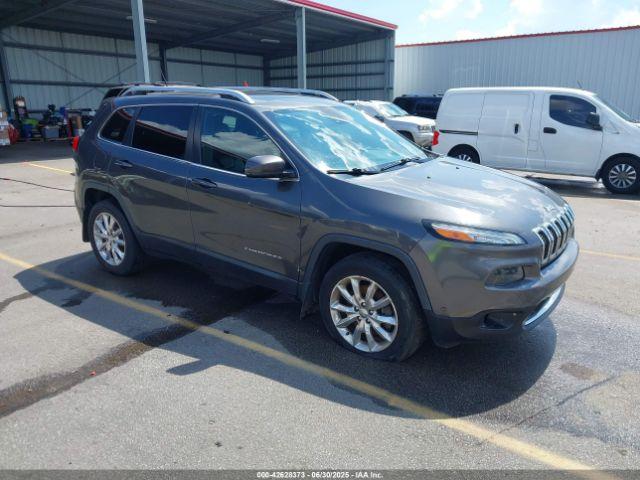  Salvage Jeep Cherokee