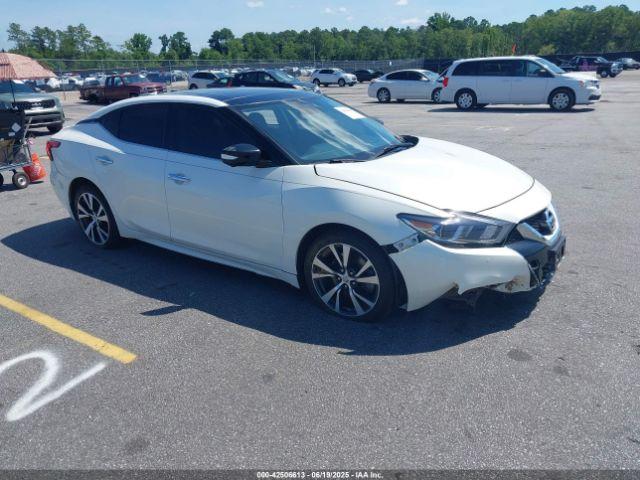  Salvage Nissan Maxima