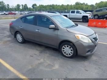  Salvage Nissan Versa