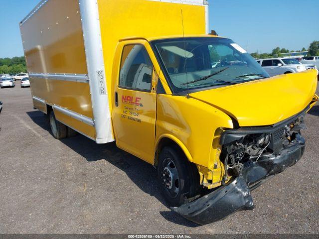  Salvage General Motors Savana Cutaway