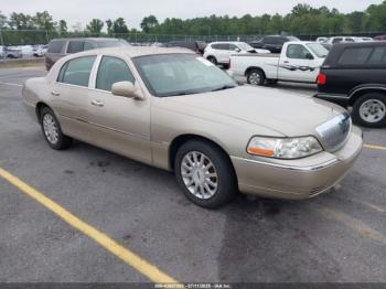  Salvage Lincoln Towncar
