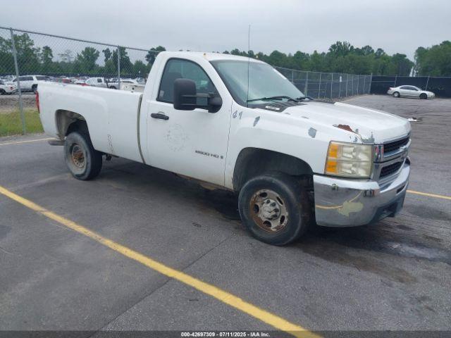  Salvage Chevrolet Silverado 2500