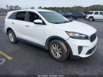  Salvage Kia Sorento