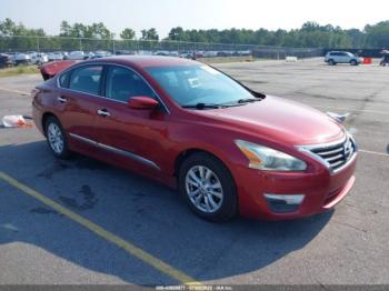  Salvage Nissan Altima