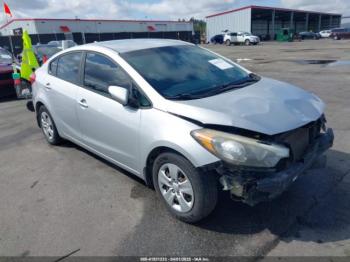  Salvage Kia Forte