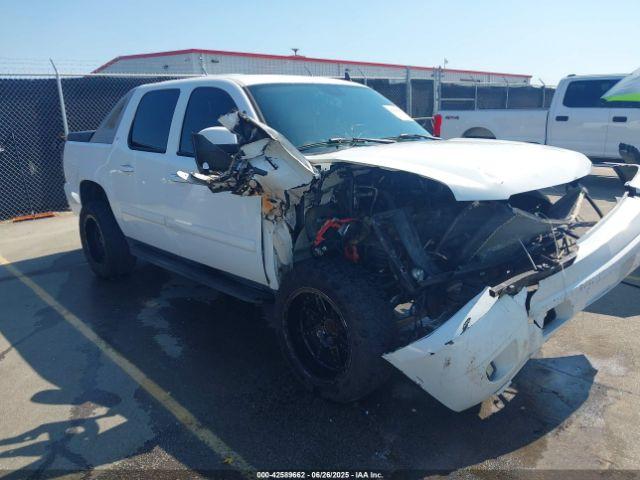  Salvage Chevrolet Avalanche 1500