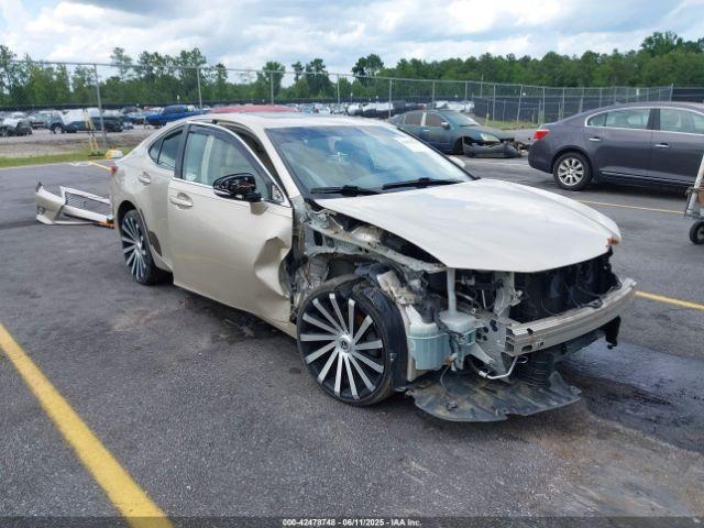  Salvage Lexus Es