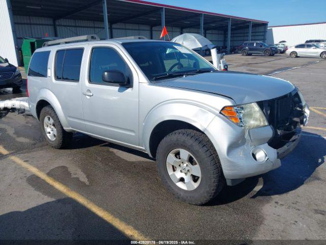  Salvage Nissan Pathfinder