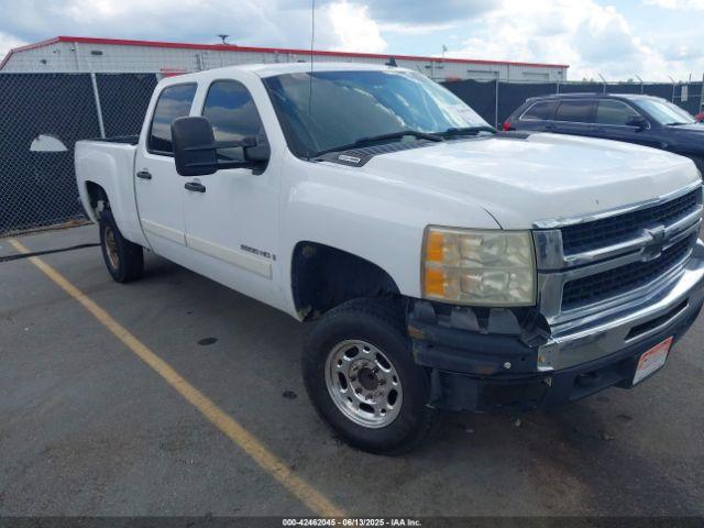  Salvage Chevrolet Silverado 2500