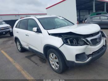  Salvage Kia Sorento