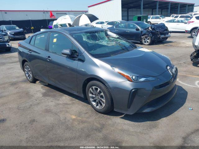  Salvage Toyota Prius