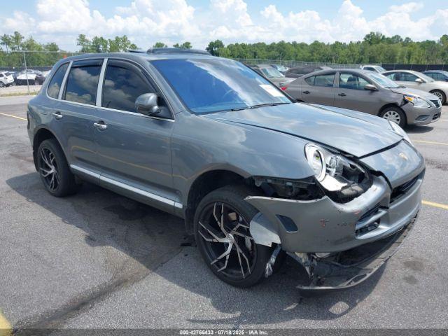  Salvage Porsche Cayenne