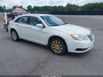  Salvage Chrysler 200