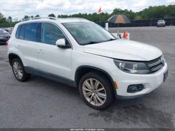  Salvage Volkswagen Tiguan