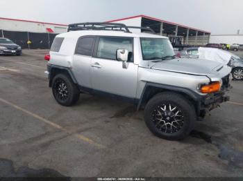  Salvage Toyota FJ Cruiser