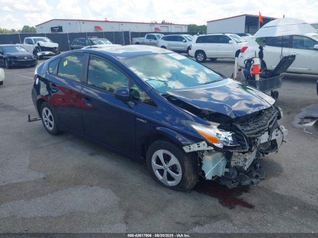  Salvage Toyota Prius