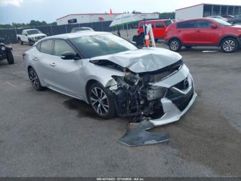  Salvage Nissan Maxima