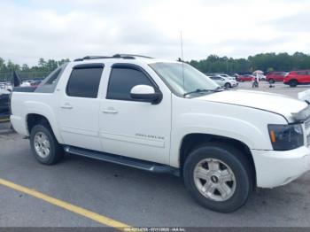  Salvage Chevrolet Avalanche 1500