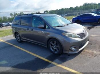  Salvage Toyota Sienna