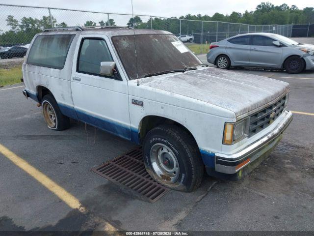  Salvage Chevrolet Blazer
