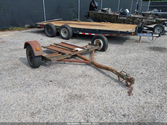  Salvage Trailer Tow Dolly