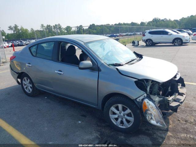  Salvage Nissan Versa