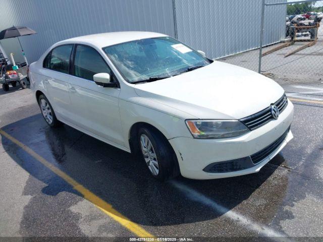  Salvage Volkswagen Jetta