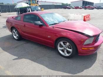  Salvage Ford Mustang