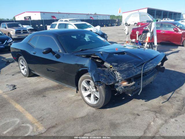  Salvage Dodge Challenger