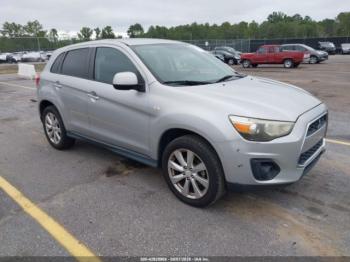  Salvage Mitsubishi Outlander
