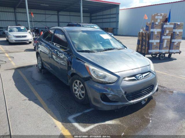  Salvage Hyundai ACCENT