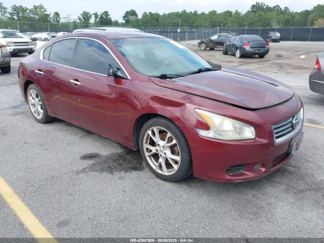  Salvage Nissan Maxima