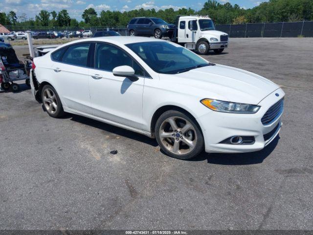  Salvage Ford Fusion