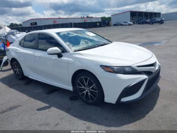  Salvage Toyota Camry